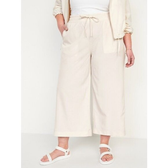 NWT Old Navy Wide Leg StretchTech Womens 2X Beige Pants Dry Quick Pockets Beachy - Picture 1 of 12